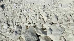 Kaolin grinding for fine mineral powder